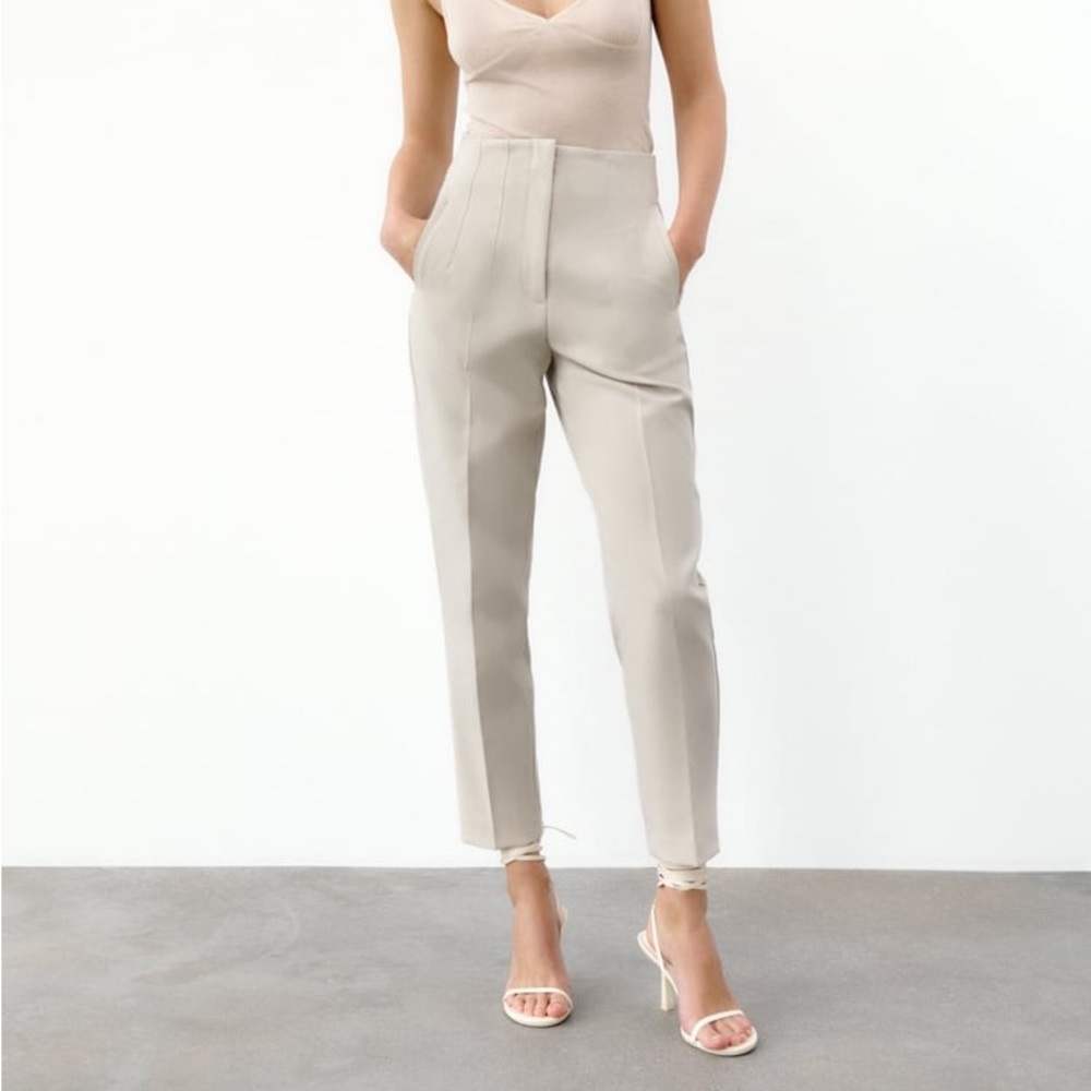 ZARA NWT ( viral) High waisted pants